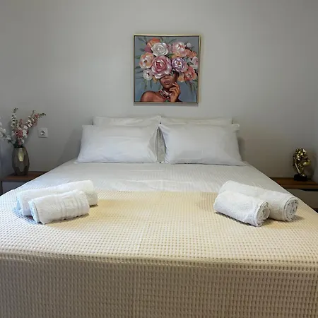 度假居 Small Paradise Perfect Hospitality 尼亚伊拉克利亚