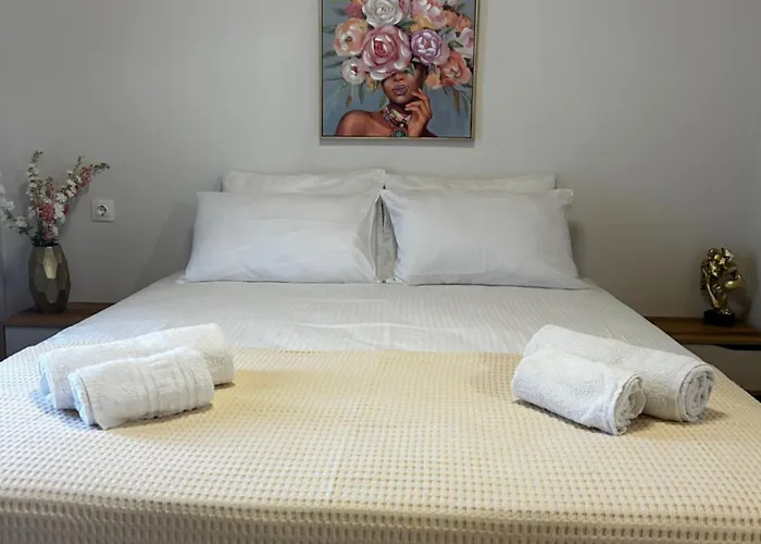 Дом отдыха Small Paradise Perfect Hospitality Неа-Ираклия