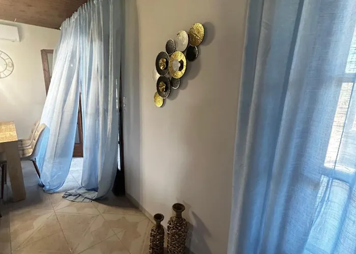 Small Paradise Perfect Hospitality *